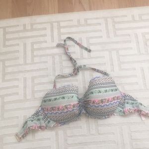 36DDD getaway halter top